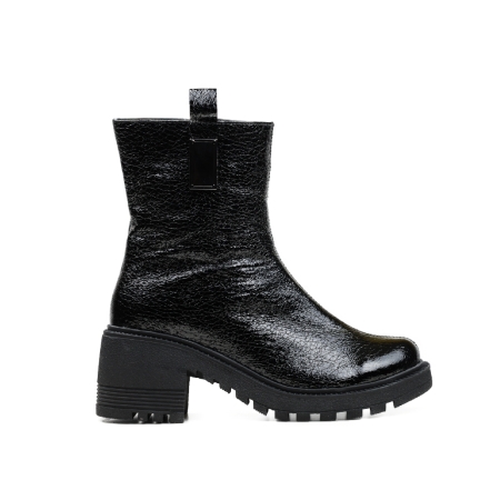 Дамски ежедневни боти от естествен лак черни 10-143-311