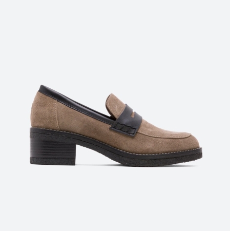 Дамски ежедневни обувки от естествен велур в бежово и черно 6121 H-38096 Patricia Miller