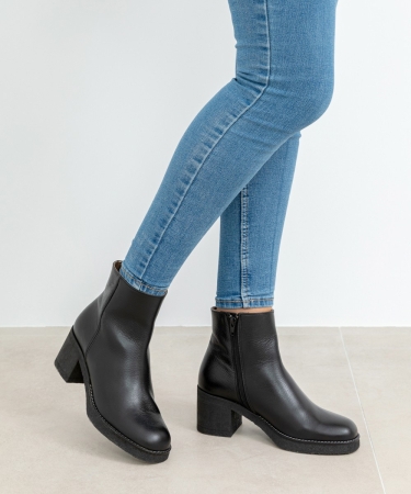 Дамски ежедневни боти от естествена кожа черни 6103P H-49193P Patricia Miller