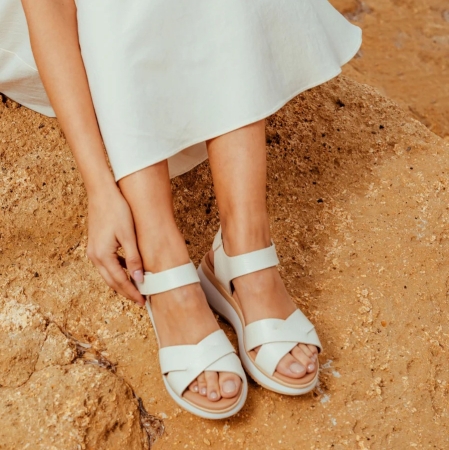 Дамски ежедневни сандали от естествена кожа в бежово 5662 Oh My Sandals