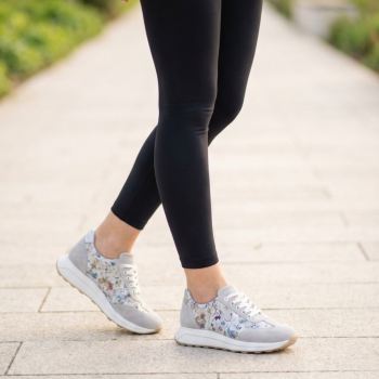 Дамски спортни обувки от естествена кожа сиви 399