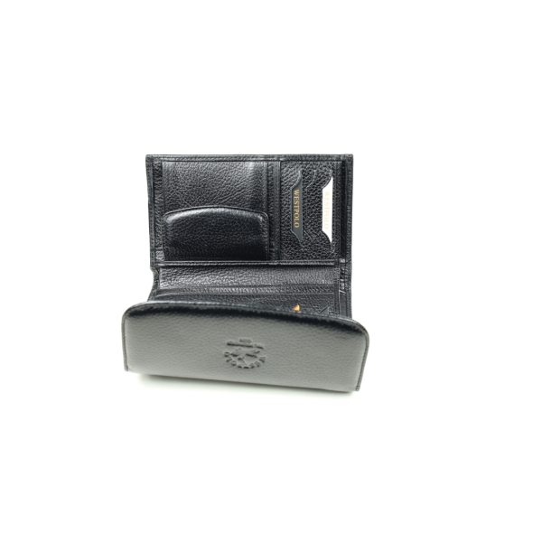 Дамски кожен портфейл черен 423