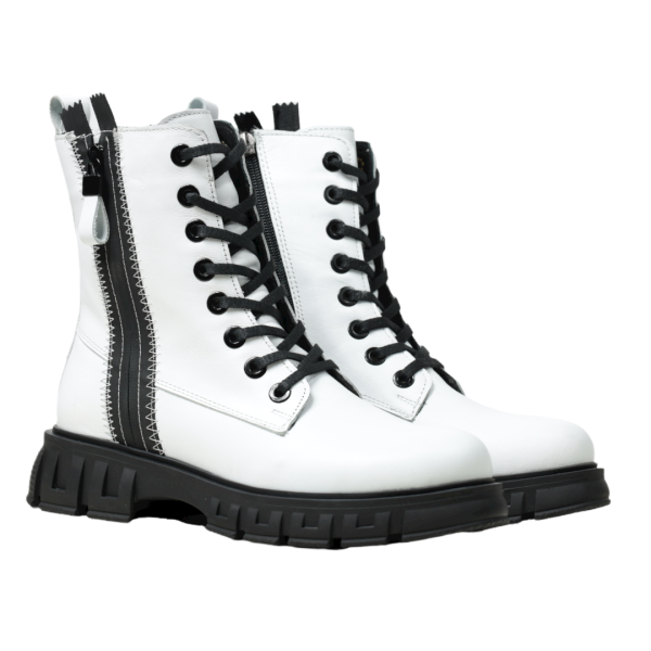 Дамски ежедневни боти от естествена кожа в бяло 21028 S