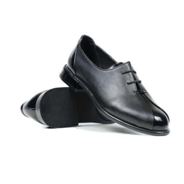 Дамски елегантни равни обувки от естествена кожа черни 10-313-01-301