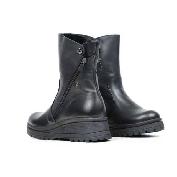 Дамски ежедневни боти от естествена кожа в черно 2603 P