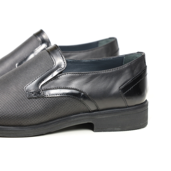 Мъжки елегантни обувки от естествена кожа черни 1402