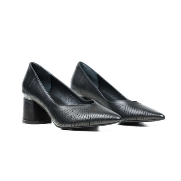 Дамски елегантни обувки от естествена кожа черни 880-100