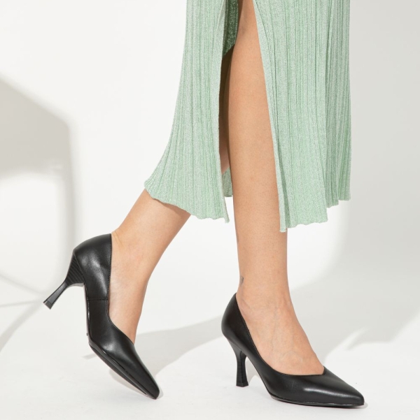 Дамски елегантни обувки от естествена кожа черни 5136 H-2027 Patricia Miller