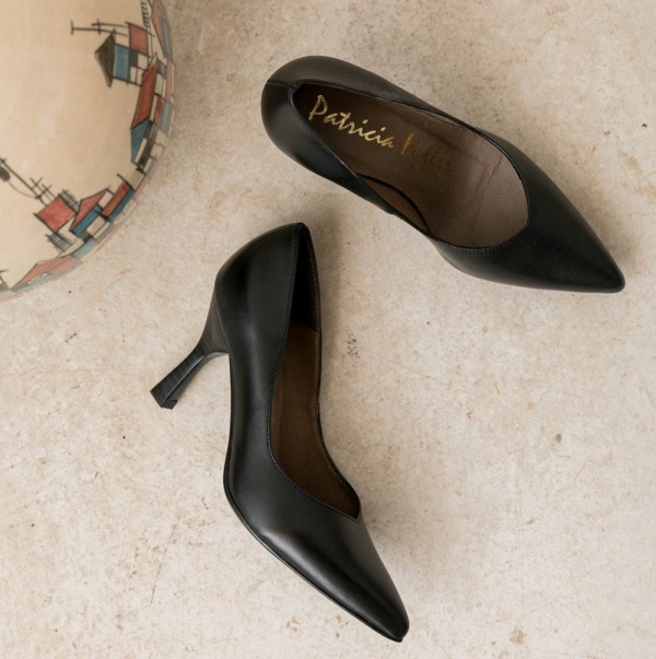 Дамски елегантни обувки от естествена кожа черни 5136 H-2027 Patricia Miller