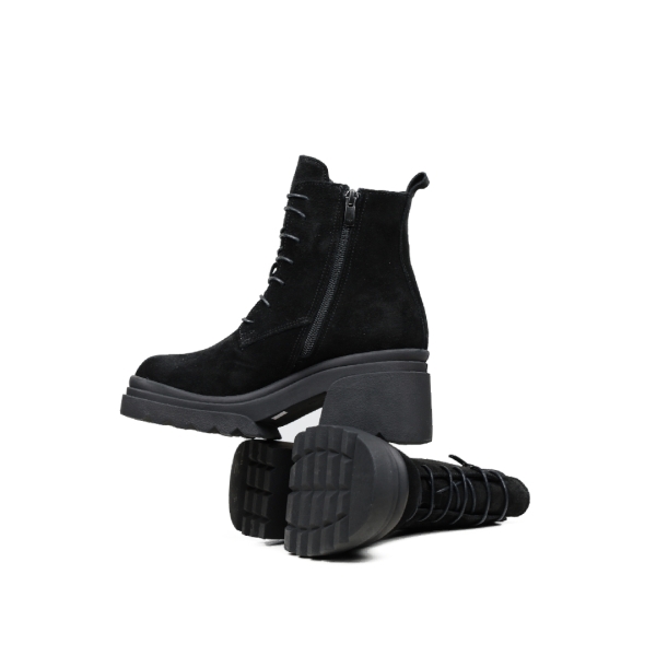 Дамски ежедневни боти от естествен велур черни 1079-02