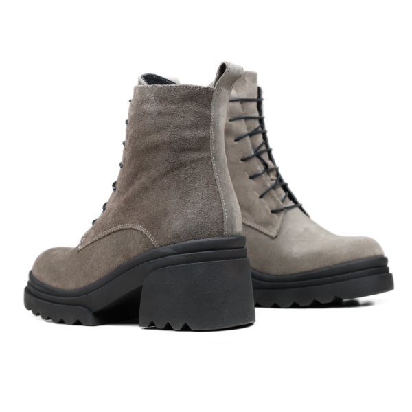 Дамски ежедневни боти от естествен велур сиви 1079-06