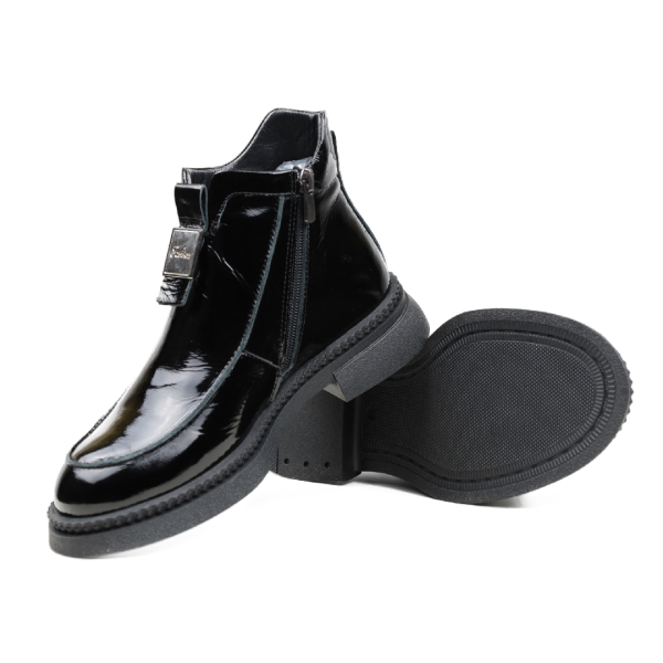 Дамски ежедневни боти от естествен лак черни 1608-30