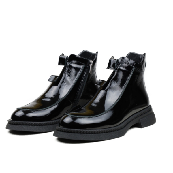 Дамски ежедневни боти от естествен лак черни 1608-30