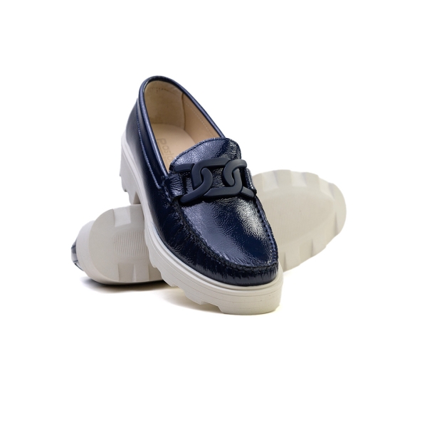 Дамски ежедневни мокасини от естествен лак в тъмно синьо 126/R-192 Pastorret