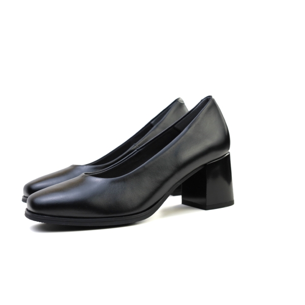 Дамски елегантни обувки от естествена кожа черни 102 Pitillos