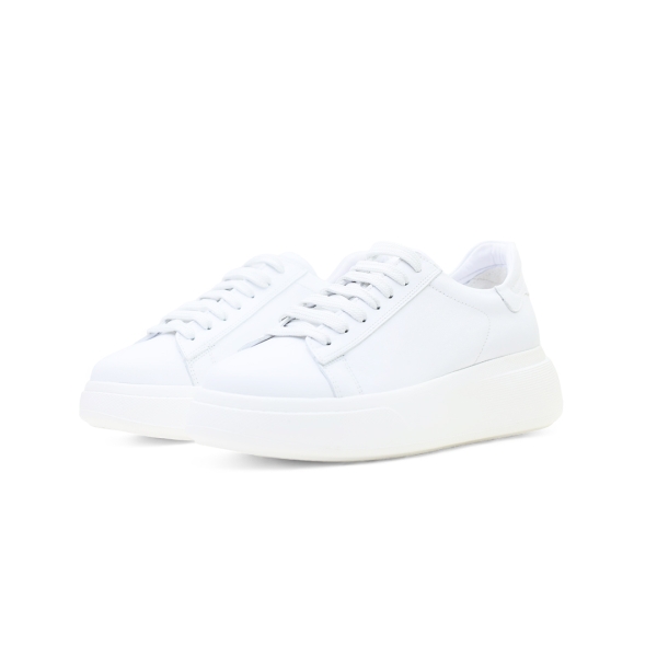 Дамски спортни обувки от естествена кожа в бяло 242331 Angelina Ricci