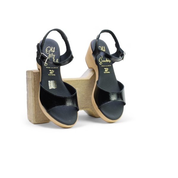 Дамски ежедневни сандали от естествен лак черни 5377 Oh My Sandals