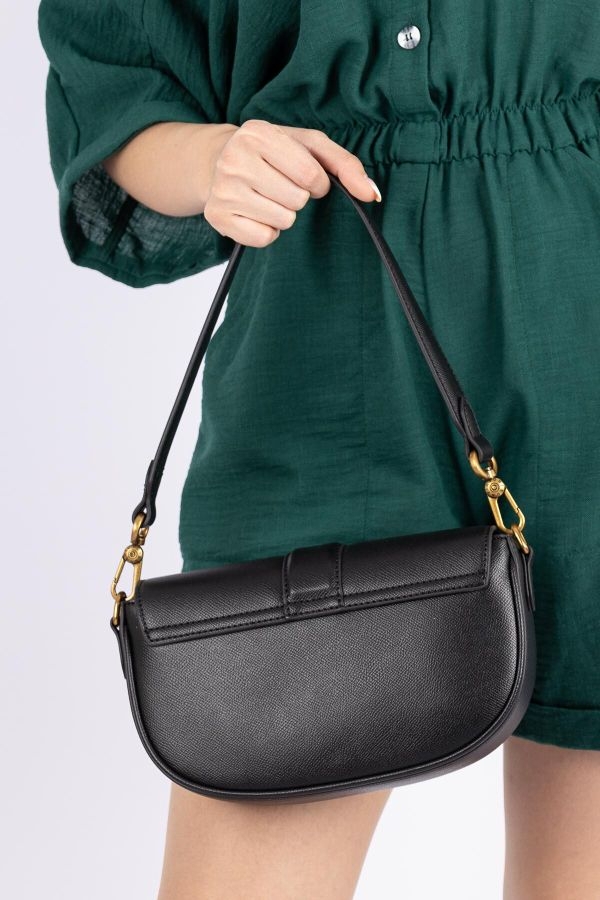 Дамска чанта през рамо черна CM6992F David Jones