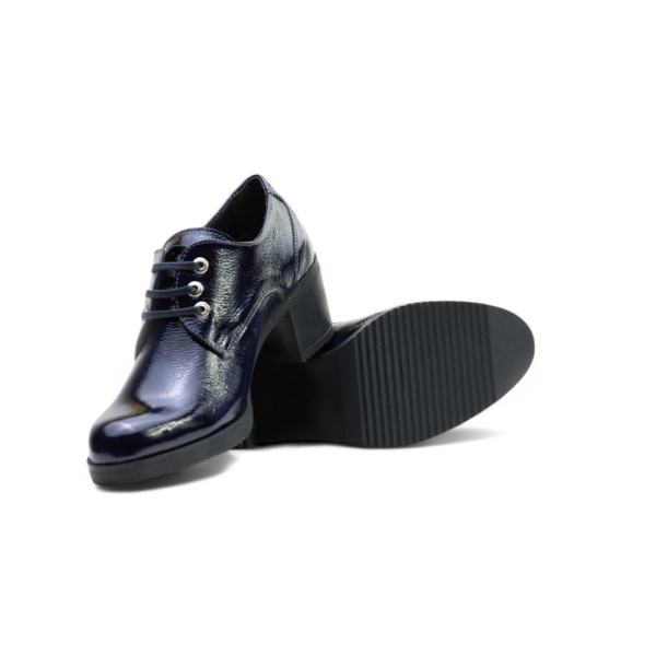 Дамски ежедневни обувки от естествен лак тъмно сини 40160 Baerchi