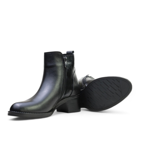 Дамски елегантни боти от естествена кожа черни 241456