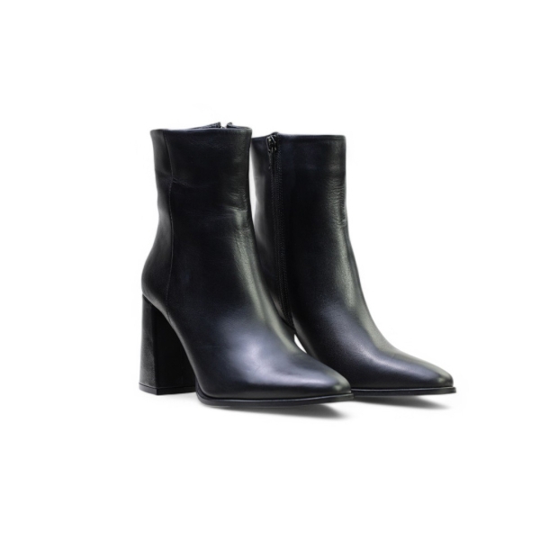 Дамски елегантни боти от естествена кожа черни 013204-01