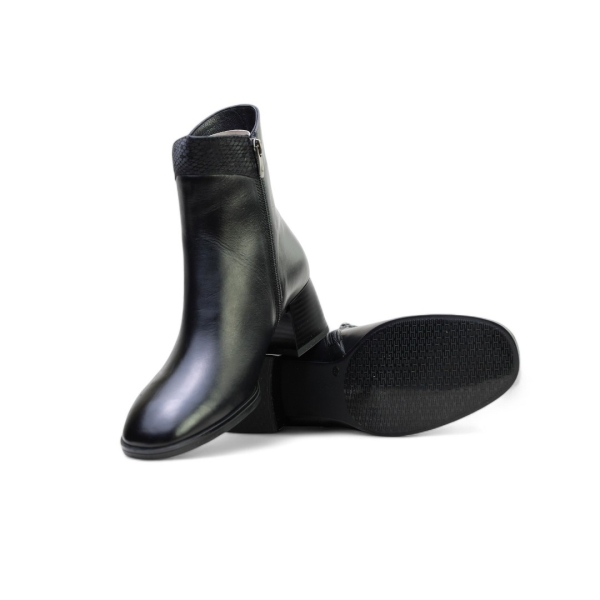 Дамски елегантни боти от естествена кожа черни 651-100-175-525