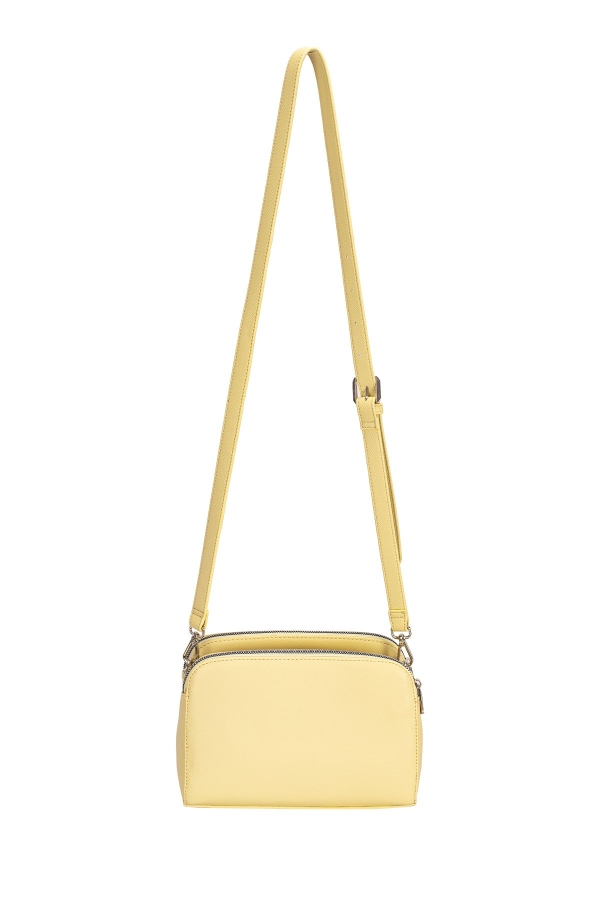 Дамска чанта през рамо жълта CM6793A David Jones