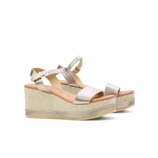 Дамски ежедневни сандали от естествена кожа в златно 5735 Oh My Sandals