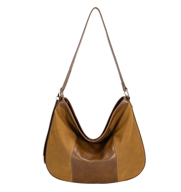 Дамска ежедневна чанта кафява CM7706 David Jones