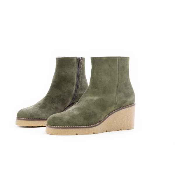 Дамски ежедневни боти на платформа от естествен набук каки 6103L-49193L Patricia Miller