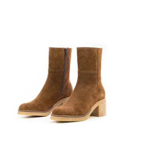 Дамски ежедневни боти от естествен набук кафяви 6104P-49193P Patricia Miller