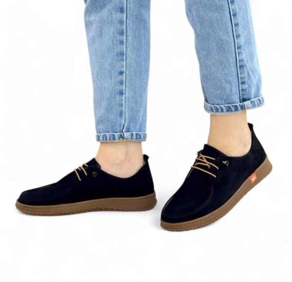 Дамски ежедневни обувки от естествен велур черни 11-24