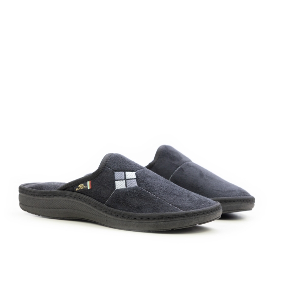 Мъжки домашни пантофи черни 2148