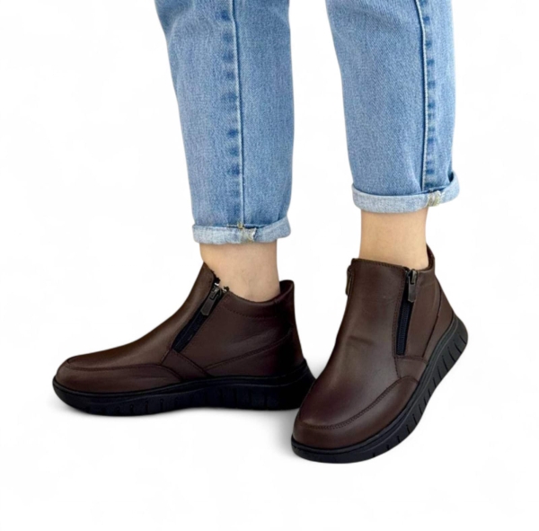 Дамски ежедневни боти от естествена кожа кафяви 2602