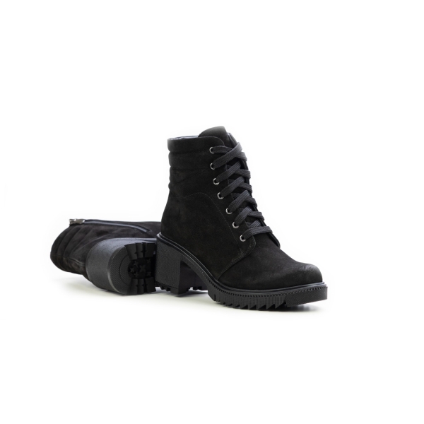 Дамски ежедневни боти от естествен набук черни 10-970-31-2094