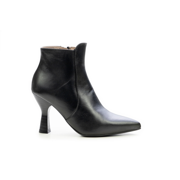 Дамски елегантни боти от естествена кожа черни 6948 H-2652 Patricia Miller