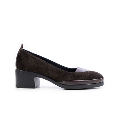 Дамски ежедневни обувки в комбинация естествен велур и естествена кожа кафяви 1065-816-802-02