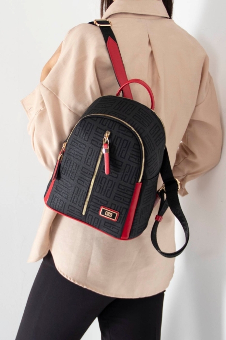 Дамска раница в черно и червено 901 M11 PP Labirent Silver&Polo