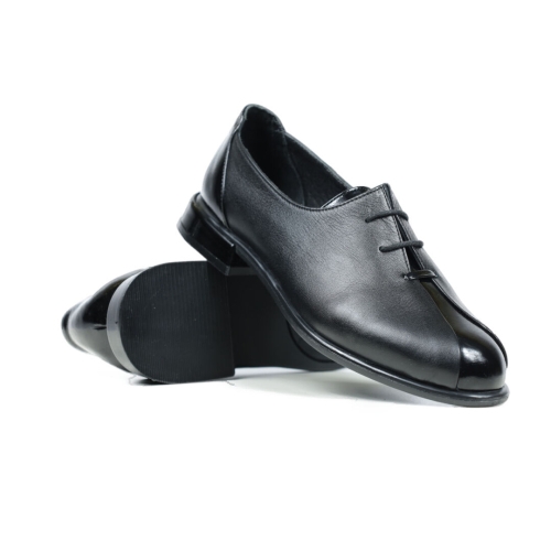 Дамски елегантни равни обувки от естествена кожа черни 10-313-01-301