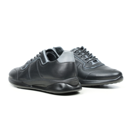 Мъжки спортни обувки от естествена кожа в черно и сиво 1428