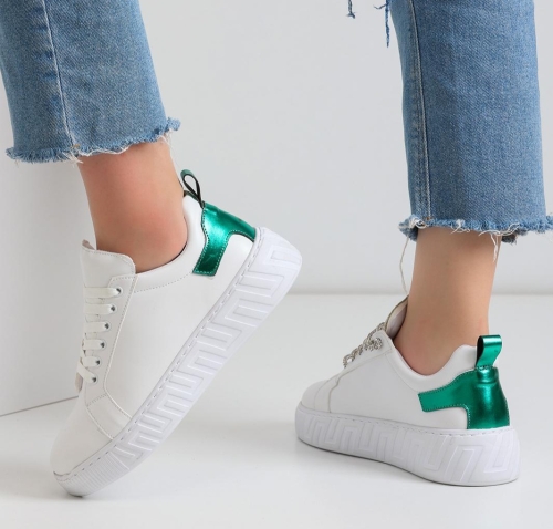Висококачествени Дамски Кецове - Модерен Дизайн в Бяло и Зелено