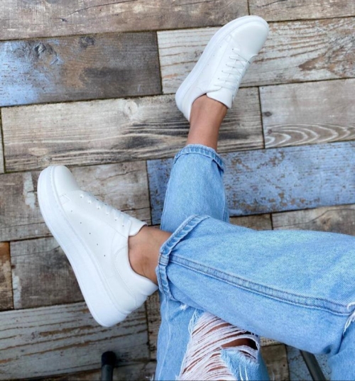 Дамски спортни обувки от естествена кожа в бяло 110