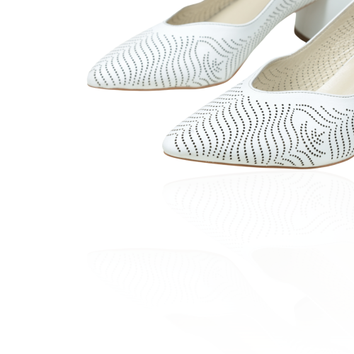 Дамски елегантни обувки от естествена кожа в бяло 880-105