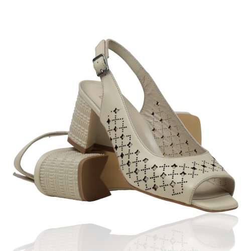 Дамски елегантни сандали от естествена кожа бежови 940-104-06