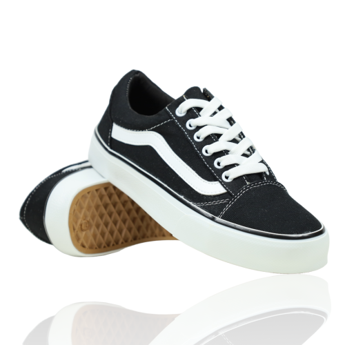 Дамски кецове черни М1