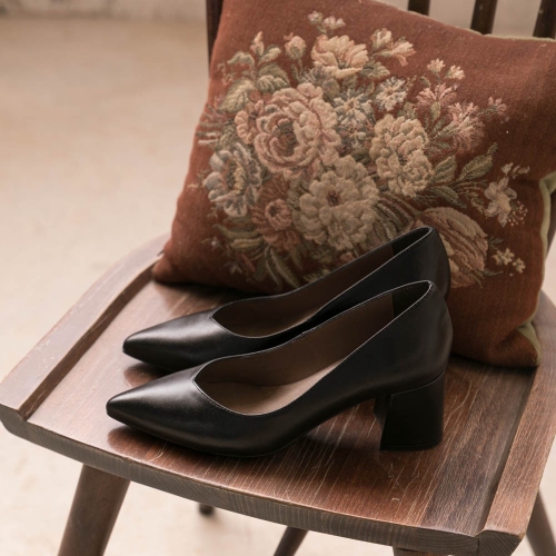 Дамски елегантни обувки от естествена кожа черни 5136F H-1027 Patricia Miller