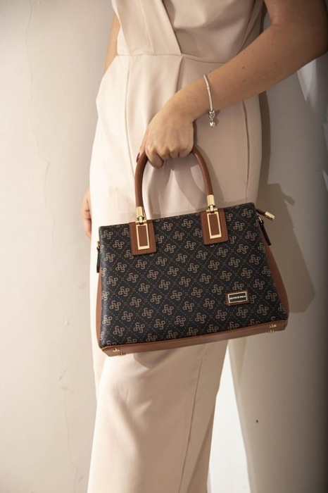 Дамска елегантна чанта в черно и камел 1000 M178 SP Print Silver&Polo