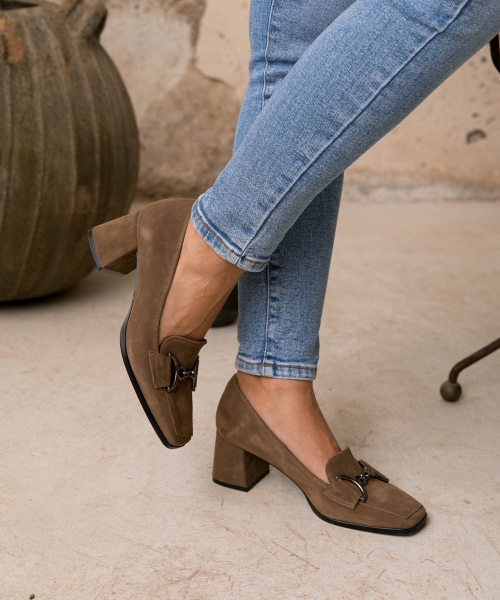 Дамски елегантни обувки от естествен велур тауп 5607 H-260 Patricia Miller