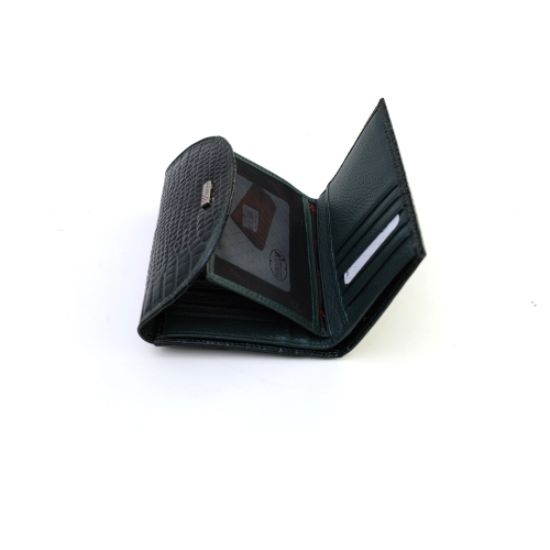 Дамски кожен портфейл тъмно зелен 034-678