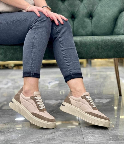 Дамски спортни обувки от естествена кожа бежови 2040